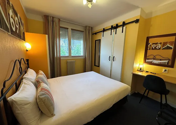 Hotel De Caen